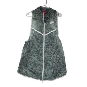 NIKE - WOMEN'S LARGE - GREEN TECH HYPERFUSE HOODED FULL ZIP VEST - 645023-466